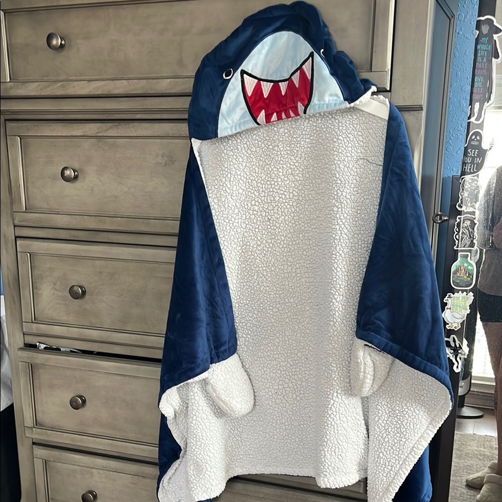 Shark hooded blanket 🦈
